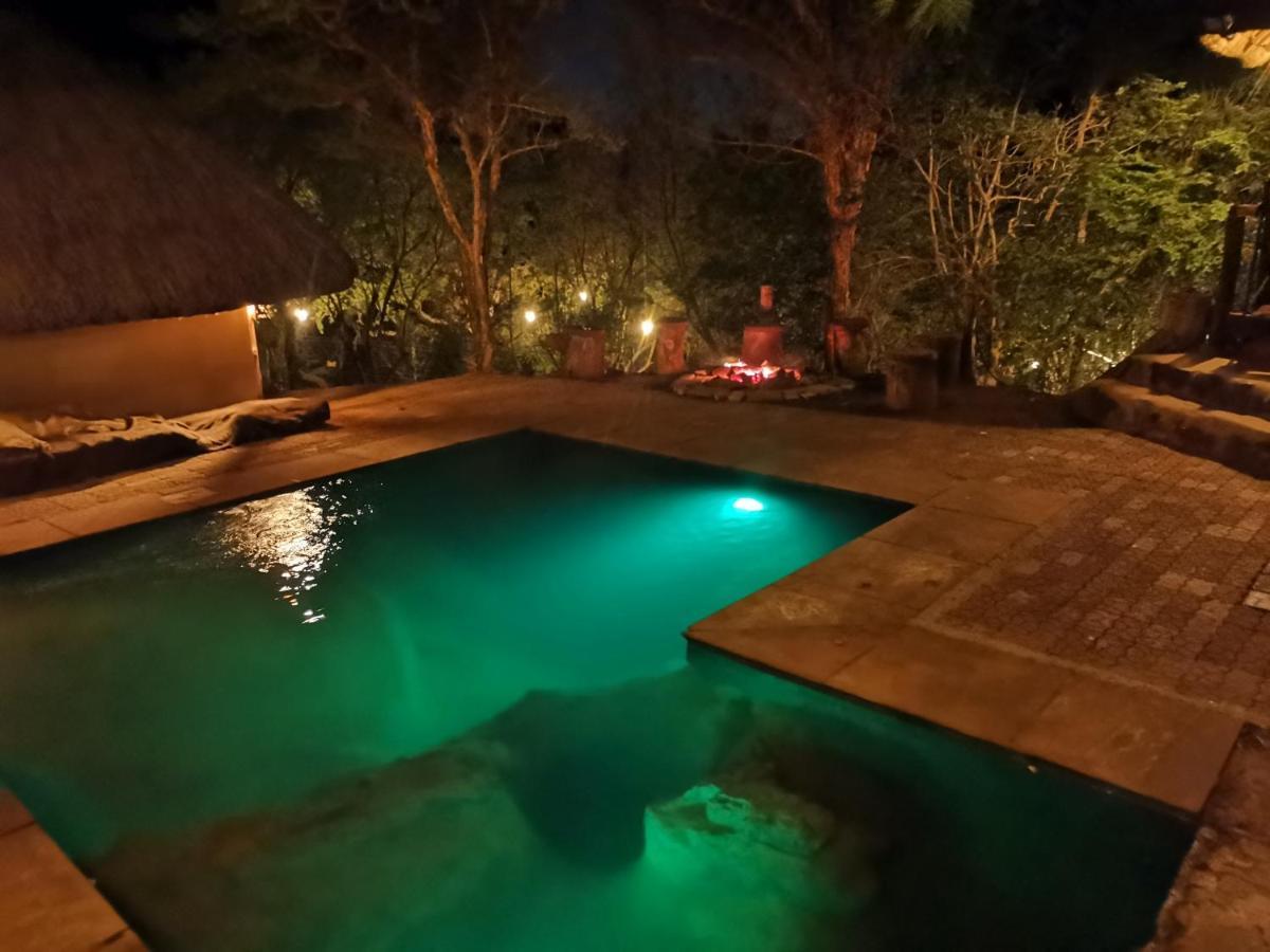 Adorable Unique Guest House - African Bush Feel Kalkheuvel Bagian luar foto