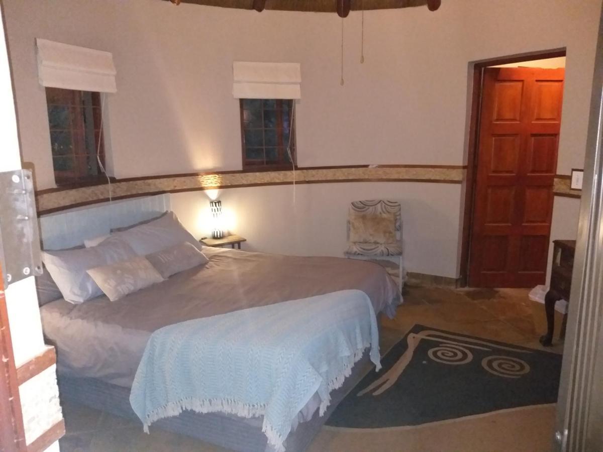 Adorable Unique Guest House - African Bush Feel Kalkheuvel Bagian luar foto