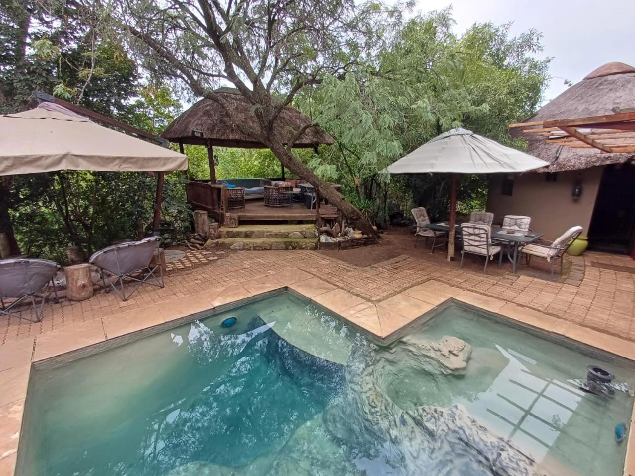Adorable Unique Guest House - African Bush Feel Kalkheuvel Bagian luar foto