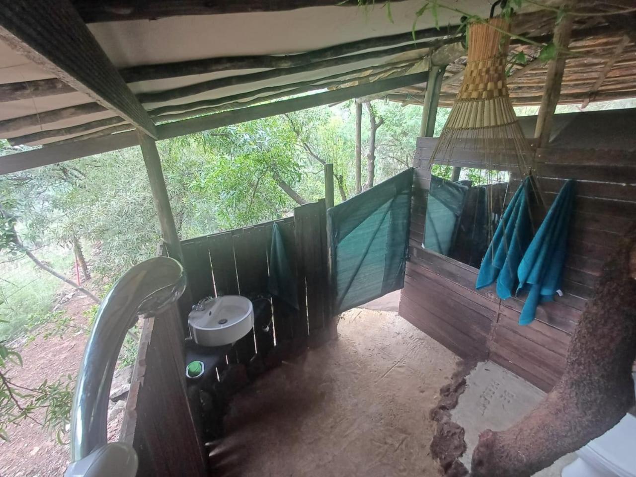 Adorable Unique Guest House - African Bush Feel Kalkheuvel Bagian luar foto